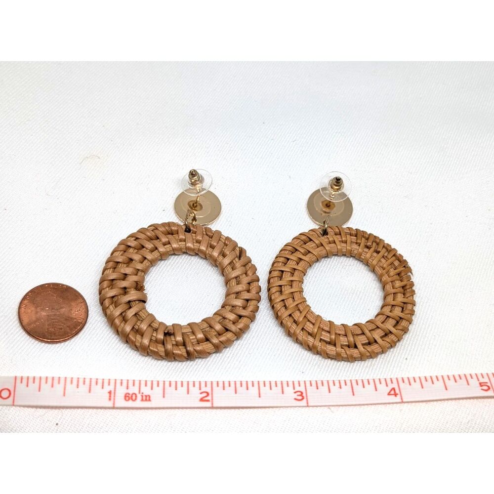 Straw Wicker Weave Hoop Dangle Earrings - Picture 4 of 4